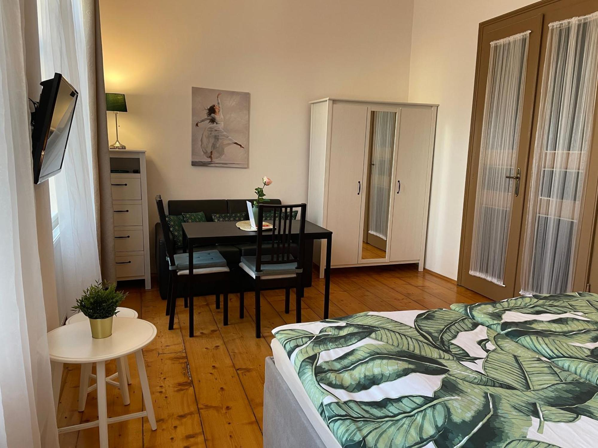 Golden Key Apartments Liberec Buitenkant foto